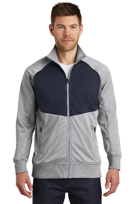The North Face Tech Full-Zip Fleece Jacket. NF0A3SEW-0